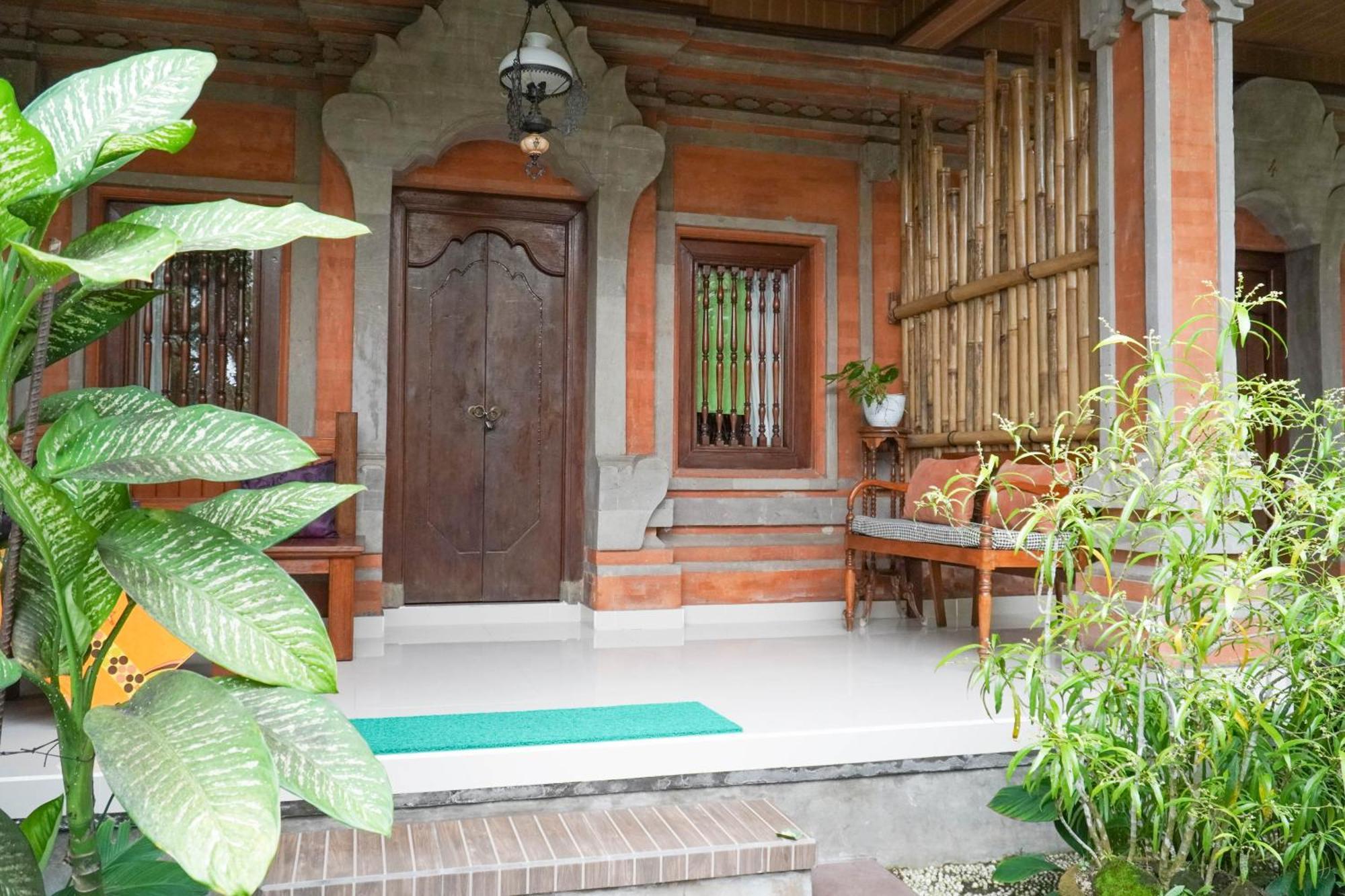 Nirwa 1 Ubud Guesthouse Zewnętrze zdjęcie