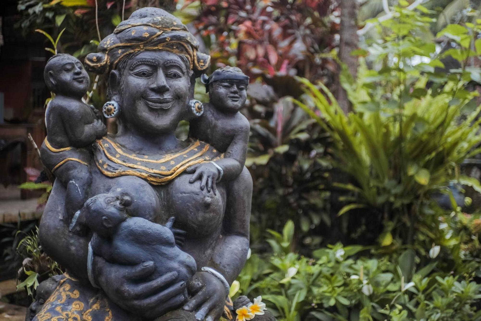 Nirwa 1 Ubud Guesthouse Zewnętrze zdjęcie